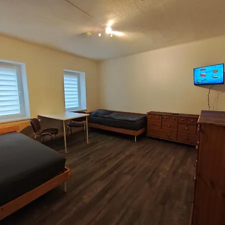Schöne 2-4 Bett In