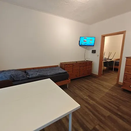 Apartment Schöne 2-4 Bett In