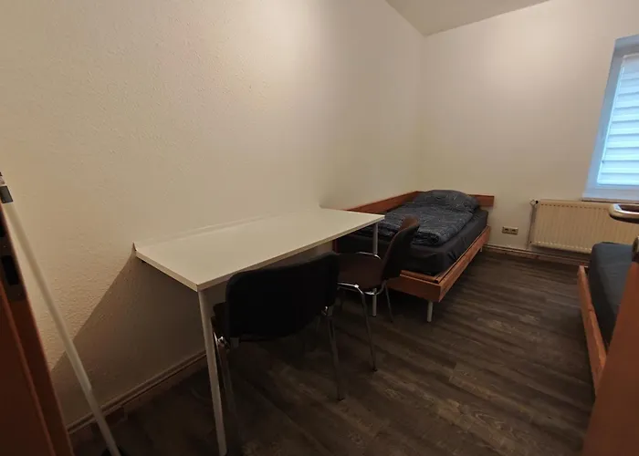 Schoene 2 Raum, 2 - 4 Bett In 公寓