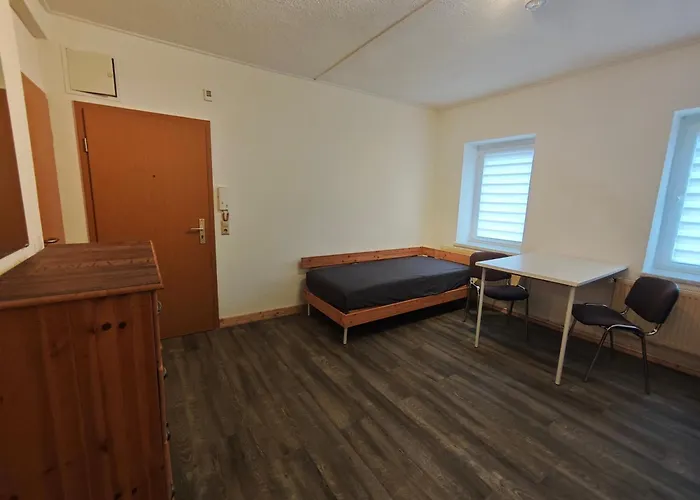 Schoene 2 Raum, 2 - 4 Bett In 施塔斯富尔特